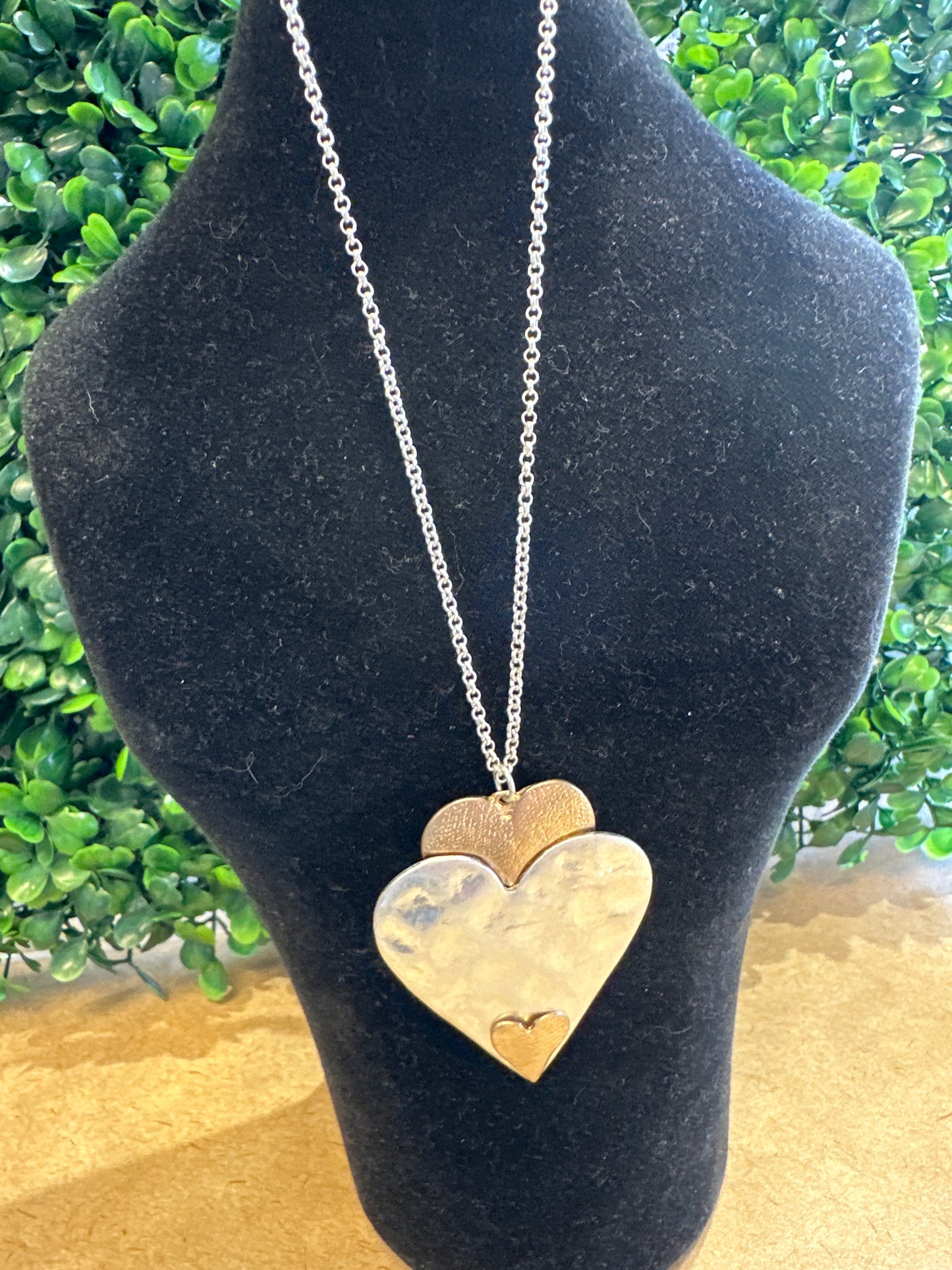 LONG NECKLACES