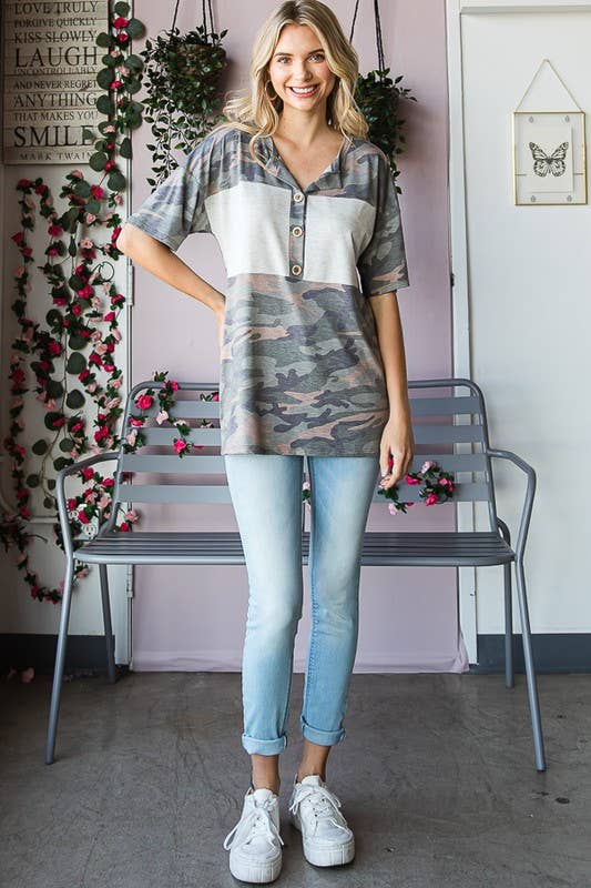 CAMO TOP: OLIVE MULTI/OATMEAL