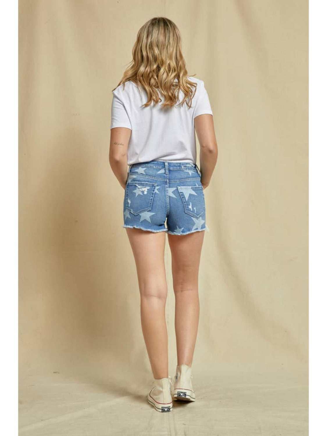 HIGH RISE SHORTS WITH STAR PRINT DETAIL