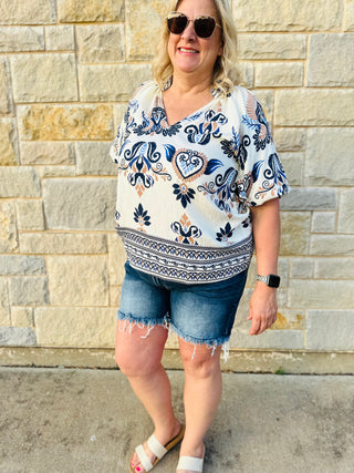 Mid Rise Raw Frayed Hem Denim Shorts
