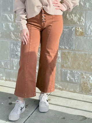 MICA HIGH RISE WIDE CROP LEG