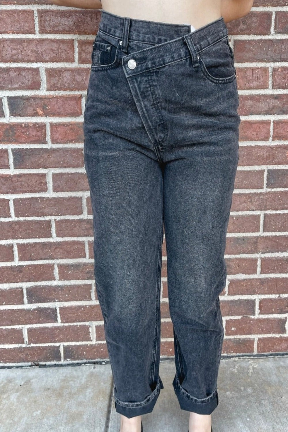 Asymmetrical Waistline Straight Leg Jeans